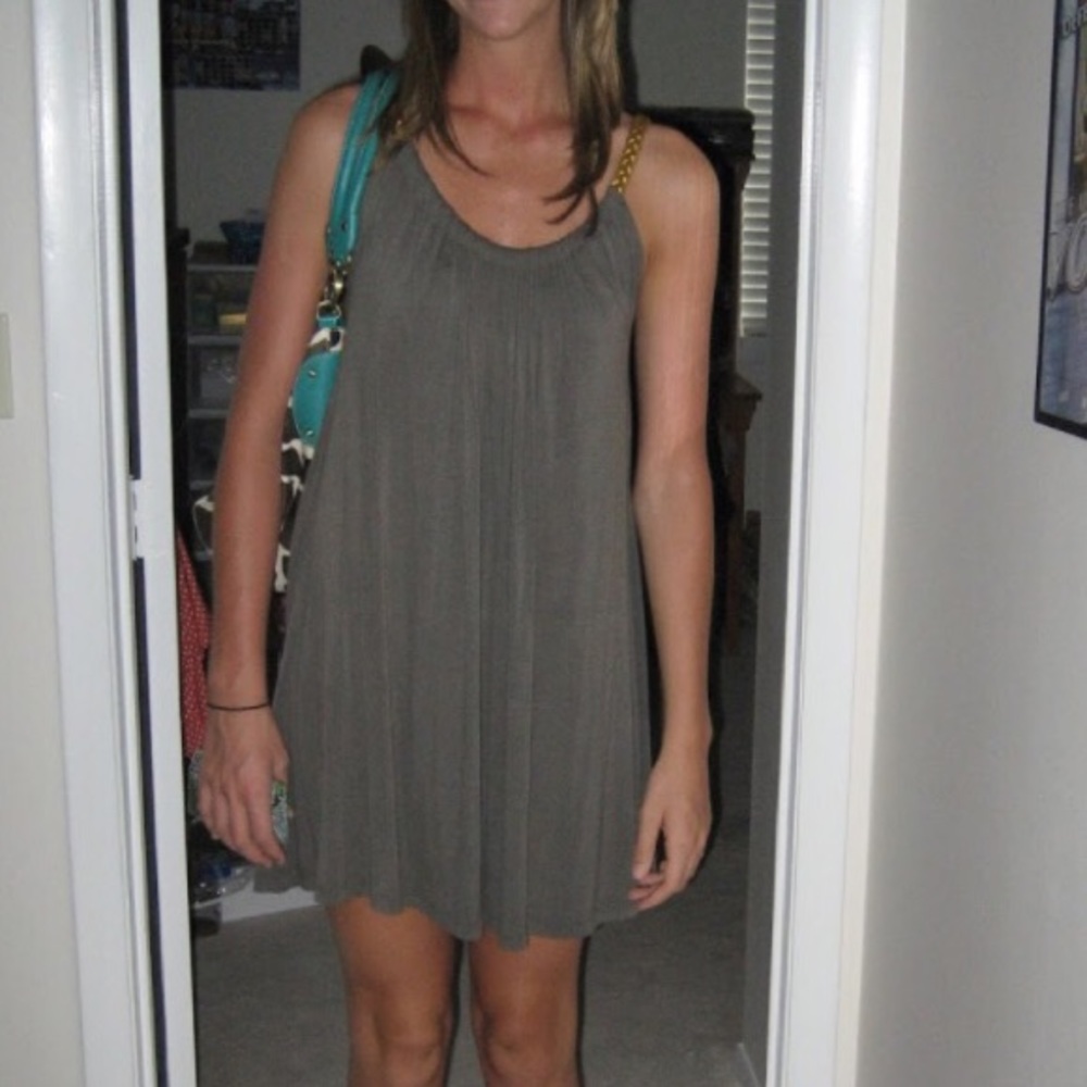 Dress - Picture 1 of 3